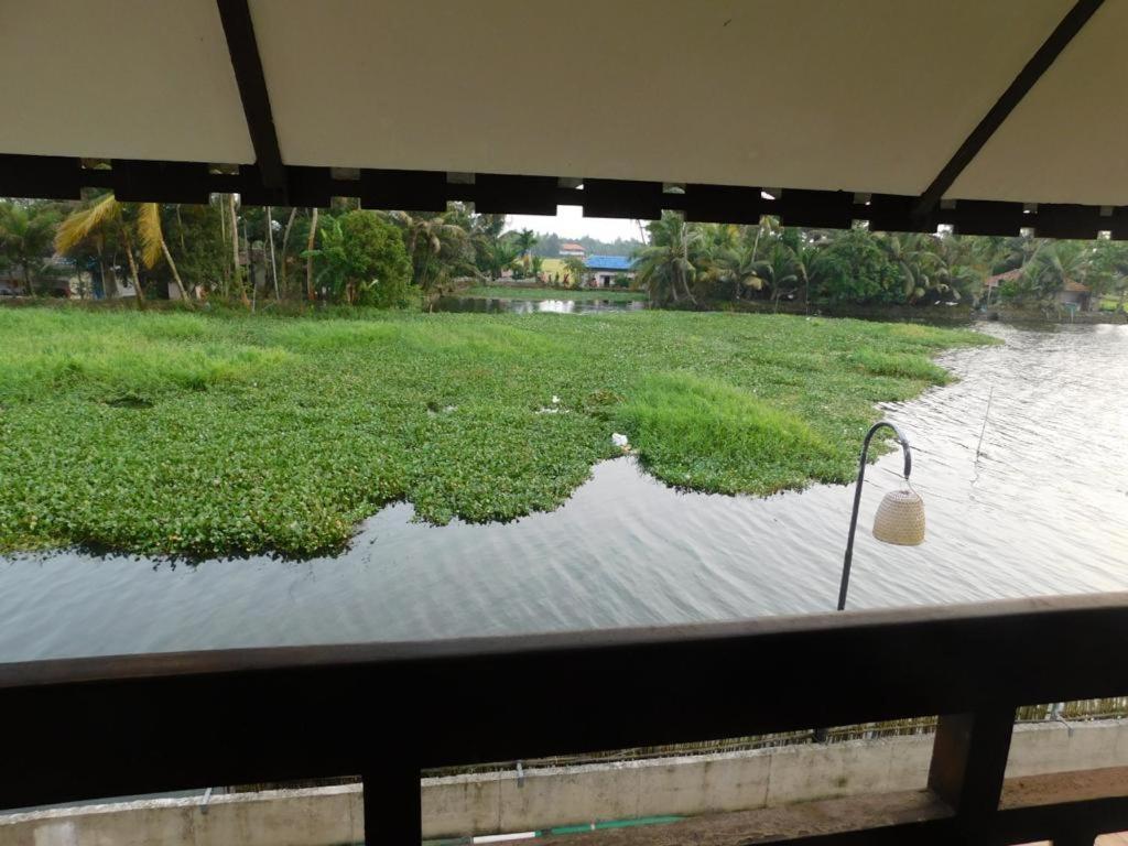 Paloma Backwater Resorts Alappuzha Exteriér fotografie
